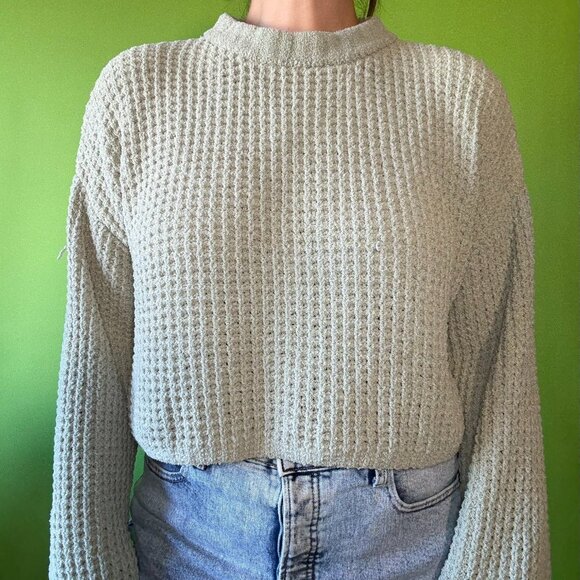 Cute cropped sage green sweater with bell sleeves / Medium Oversized - Picture 1 of 5